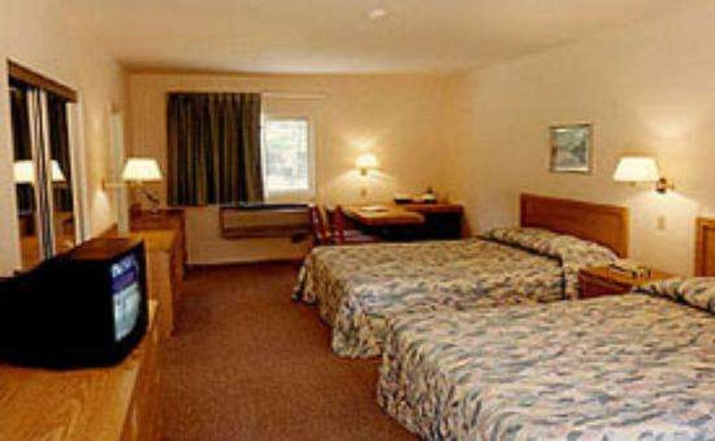 The Stone Gate Resort Lake George Exterior foto